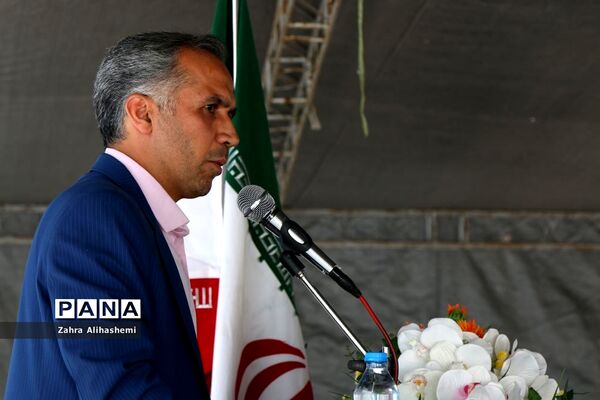 مراسم کلنگ زنی دبستان شهید ادیبی در منطقه 14