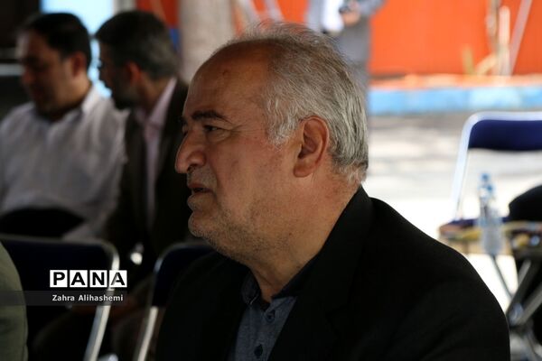 مراسم کلنگ زنی دبستان شهید ادیبی در منطقه 14