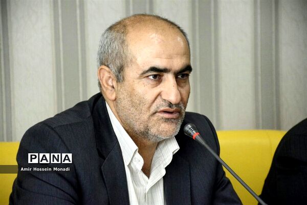 جلسه مشترک معاون وزیر و شورای معاونان اداره‌کل آموزش و پرورش استان آذربایجان شرقی