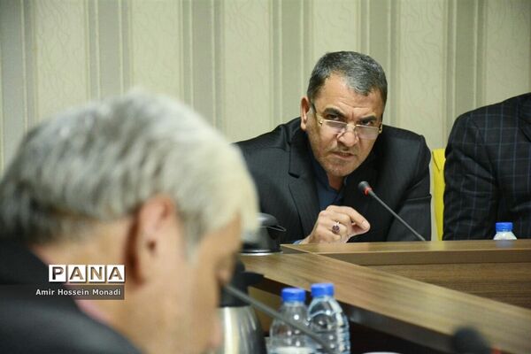 جلسه مشترک معاون وزیر و شورای معاونان اداره‌کل آموزش و پرورش استان آذربایجان شرقی