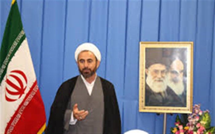 امام جمعه  ایلام : احزاب باید برای  انتخاب افراد شایسته  و نجات مجلس از روزمرگی بکوشند