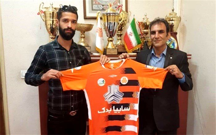 جدا شدن یک بازیکن دیگر از استقلال قطعی شد