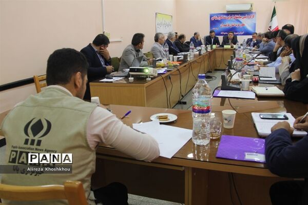 جلسه کارگروه تبیین سیاست‌های اجرایی سند تحول بنیادین غرب مازندران