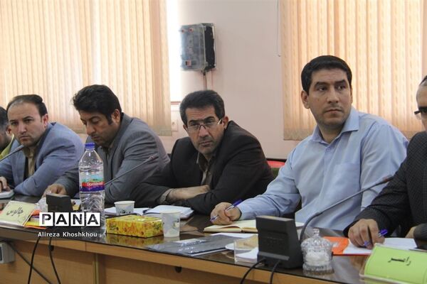 جلسه کارگروه تبیین سیاست‌های اجرایی سند تحول بنیادین غرب مازندران