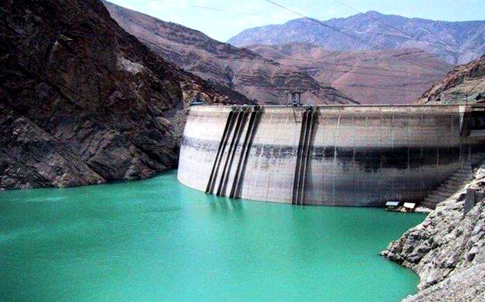 اجرای عملیات بند سنگی ملاتی در شهرستان آباده