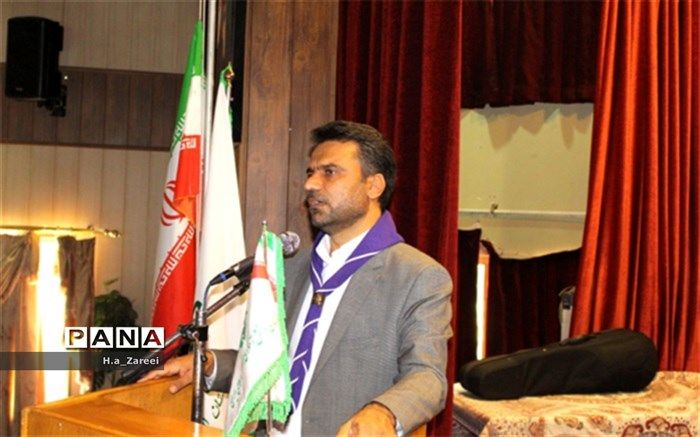 پیشتازان می توانند با شعار خود به جایگاه های بالای علمی،هنری و فرهنگی برسند