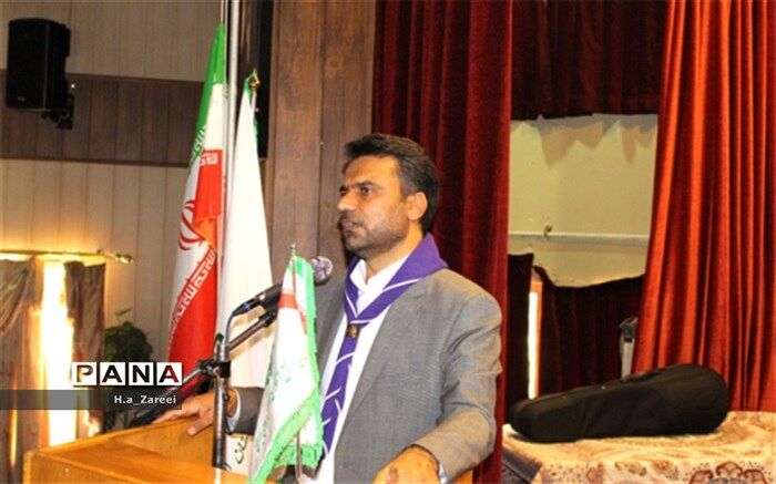 پیشتازان می توانند با شعار خود به جایگاه های بالای علمی،هنری و فرهنگی برسند