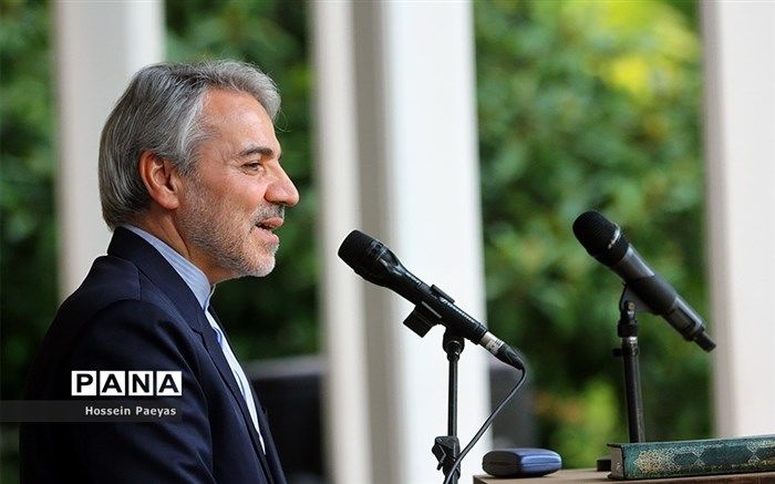 نوبخت: ۹۸۸ هزار فرصت شغلی امسال ایجاد می‌شود