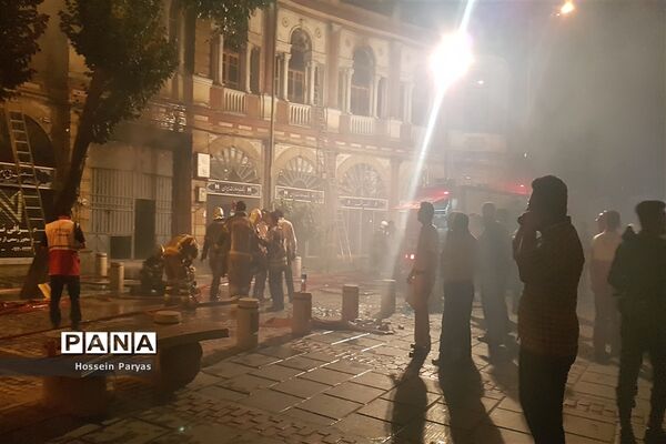 آتش سوزی در میدان حسن آباد تهران