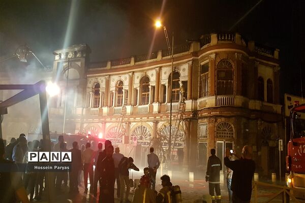 آتش سوزی در میدان حسن آباد تهران