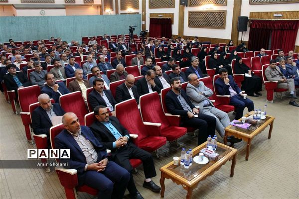 دومین روز دوره آموزشی توجیهی طرح ملی نماد در اردوگاه شهید باهنر تهران
