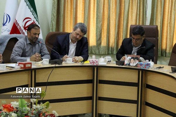 جلسه شورای برنامه ریزی سازمان دانش‌آموزی استان سمنان