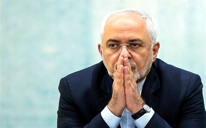 ظریف: آمریکایی‌ها از ۶۰۰۰ مایل دورتر به منطقه ما آمدند؛ این تحریک آمیز نیست؟!