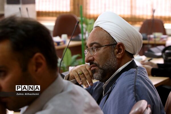 نشست کارگروه سرویس مدارس شهر تهران