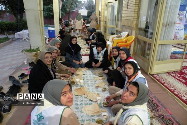اردوی استانی پیشتازان دختر در اصفهان