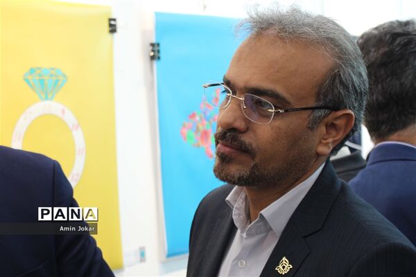 نمایشگاه گروهی  آثار پوستر هنرجویان رشته گرافیک  هنرستان امام رضا(ع)  و هنرستان فنی فاطمه زهرا(س)شهرستان کازرون