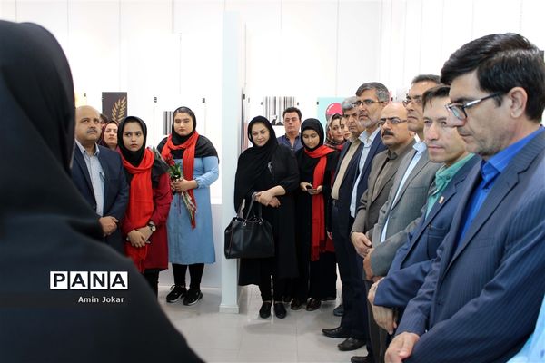 نمایشگاه گروهی  آثار پوستر هنرجویان رشته گرافیک  هنرستان امام رضا(ع)  و هنرستان فنی فاطمه زهرا(س)شهرستان کازرون