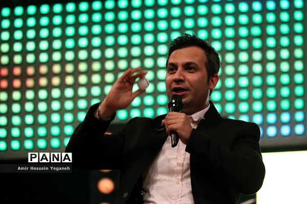 هشتمین شب از بیست و دومین جشنواره تابستانی کیش