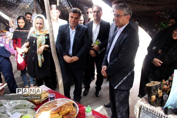 آیین افتتاحیه جشنواره نوجوان خوارزمی (مرحله استانی) و بازارچه کارآفرینی -1