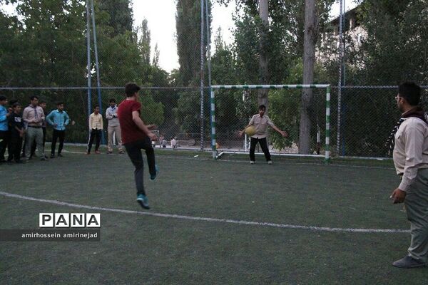 مهارت های ورزشی پیشتازان پسر در اردوی تشکیلاتی