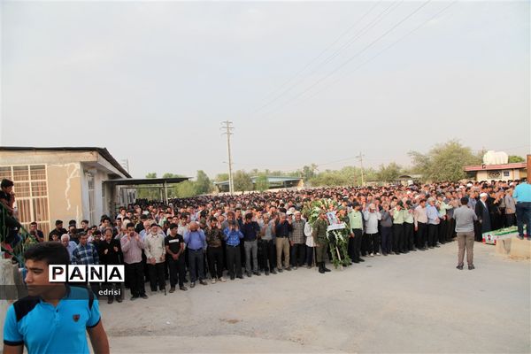 وداع باشکوه با پیکرسرهنگ شهیدعباس بهروزی درخِشت