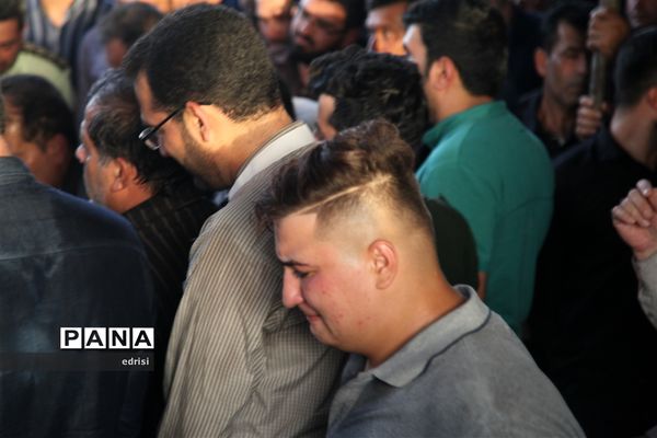 وداع باشکوه با پیکرسرهنگ شهیدعباس بهروزی درخِشت