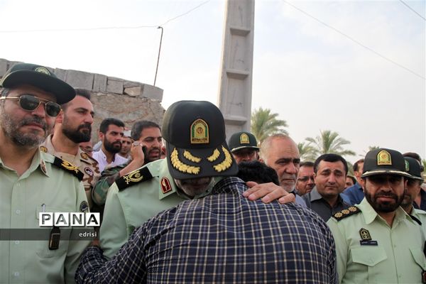 وداع باشکوه با پیکرسرهنگ شهیدعباس بهروزی درخِشت