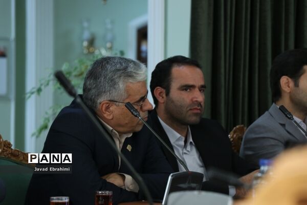 جلسه شورای آموزش و پرورش استان خراسان رضوی