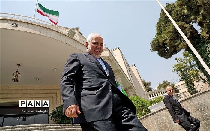 ظریف وارد بولیوی شد