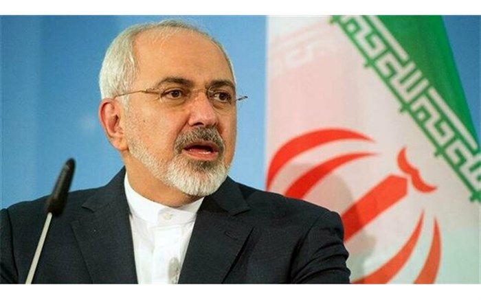 ظریف: توقیف نفتکش حامل نفت ایران توسط دولت ترزامی دزدی دریایی است