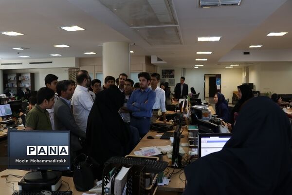 بازدید دانش‌آموزان  پسر دوره‌‌های تابستانه سازمان دانش‌آموزی خراسان رضوی از موسسه فرهنگی هنری شهر آرا مشهد