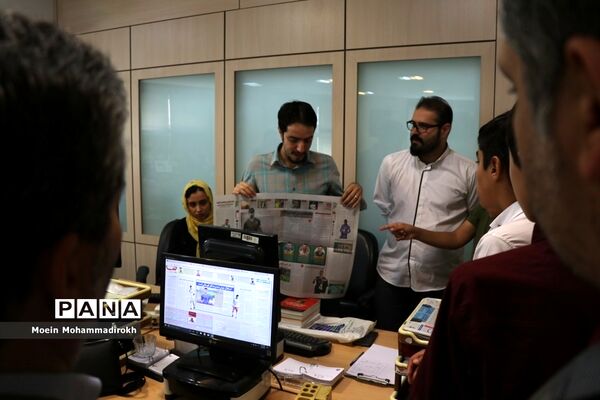 بازدید دانش‌آموزان  پسر دوره‌‌های تابستانه سازمان دانش‌آموزی خراسان رضوی از موسسه فرهنگی هنری شهر آرا مشهد
