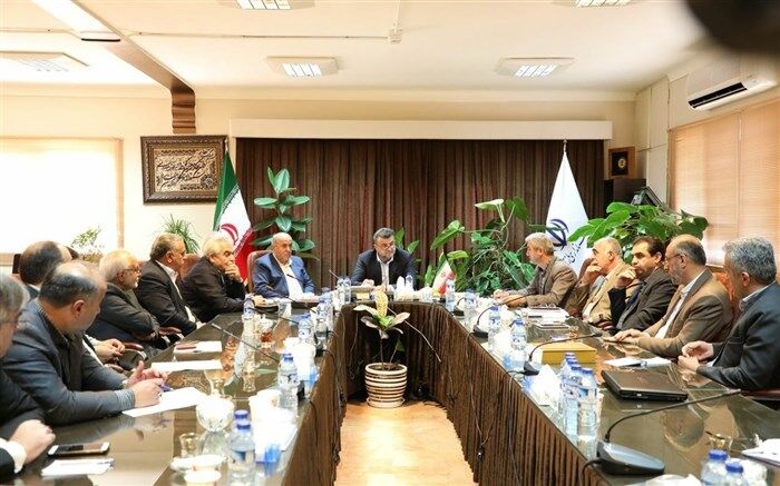 استاندار مازندران: دستگاه‌های متولی، زمینه‌های رفع مشکلات کارگران و بازنشستگان را شناسایی کنند