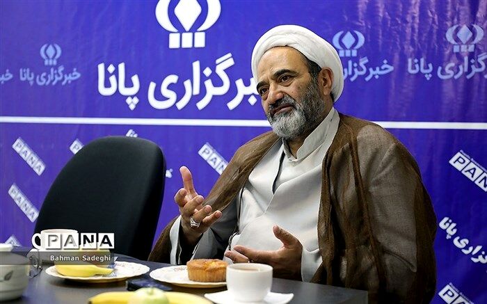 رئیس سازمان پژوهش و برنامه‌ریزی: ایده  گذاشتن  کتابی درباره آشنایی با گویش محلی در برنامه آموزشی مدارس مطرح است