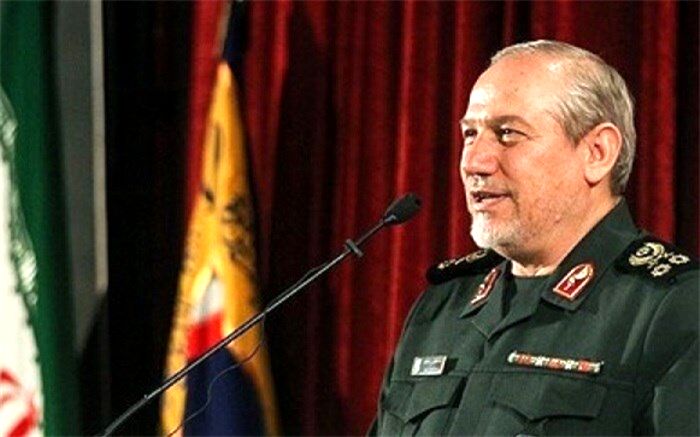 سرلشکر صفوی: آمریکایی‌ها مجبورند منطقه را ترک کنند
