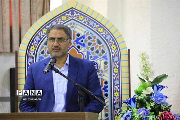 دیدار مدیرکل و جمعی از کارکنان سازمان فنی و حرفه‌ای خراسان جنوبی با حجت الاسلام و المسلمین حاج آقای عبادی