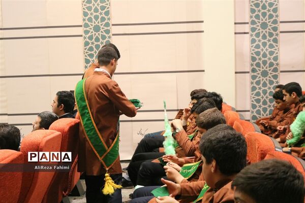 مراسم تقدیر از خادمان احمدی، یاوران  مهدوی
