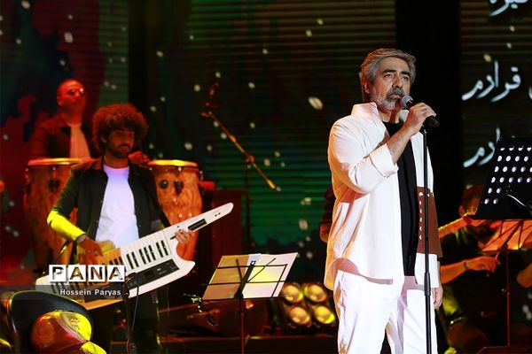 بازگشت  «زمان» پس از 17 سال سکوت