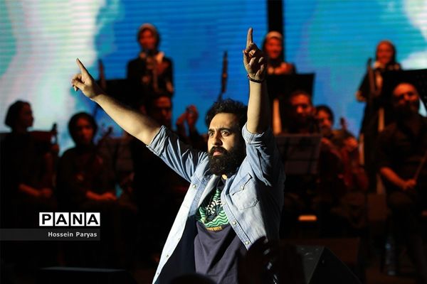 بازگشت  «زمان» پس از 17 سال سکوت