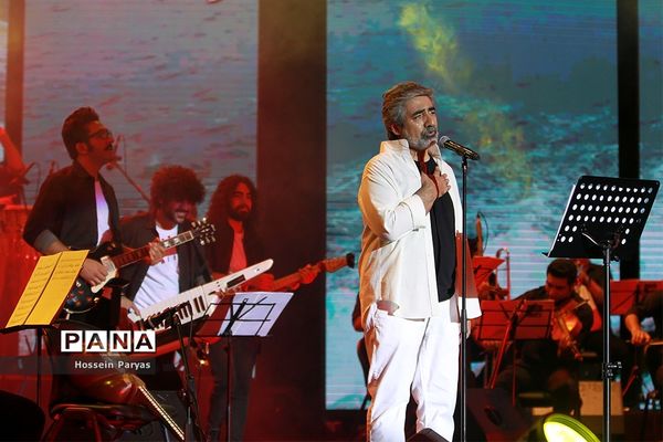 بازگشت  «زمان» پس از 17 سال سکوت