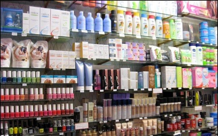 هجوم کالای تقلبی و قاچاق به بازار لوازم آرایشی