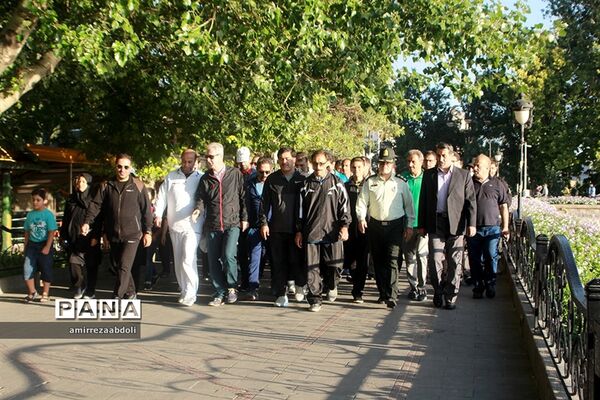 همایش  بزرگ پیاده‌روی خانوادگی  استان آذربایجان شرقی