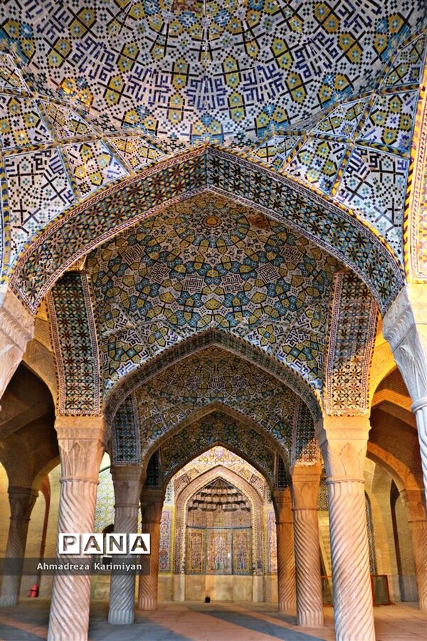 مسجد وکیل؛ تلفیقی از معماری و هنر ایرانی