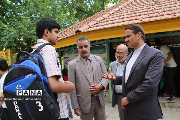همایش شورای دانش‌آموزان پسر برتر در استان یزد