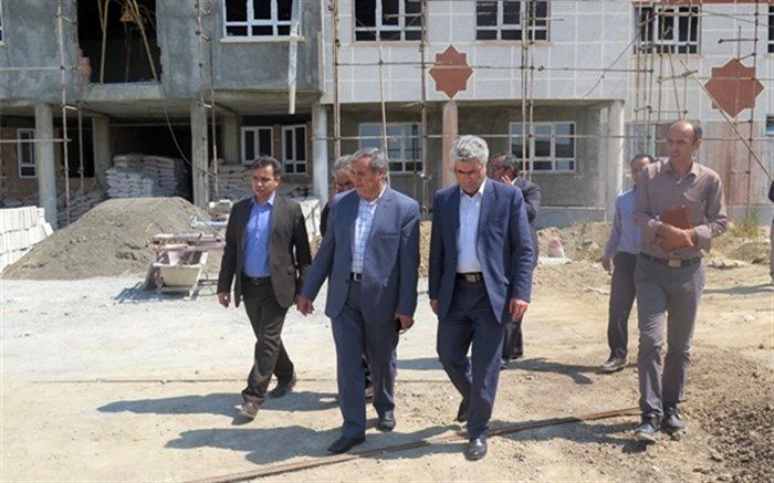 بازدید مدیر کل آموزش و پرورش اردبیل از پروژه های نیمه تمام آموزش و پرورش در شمال استان