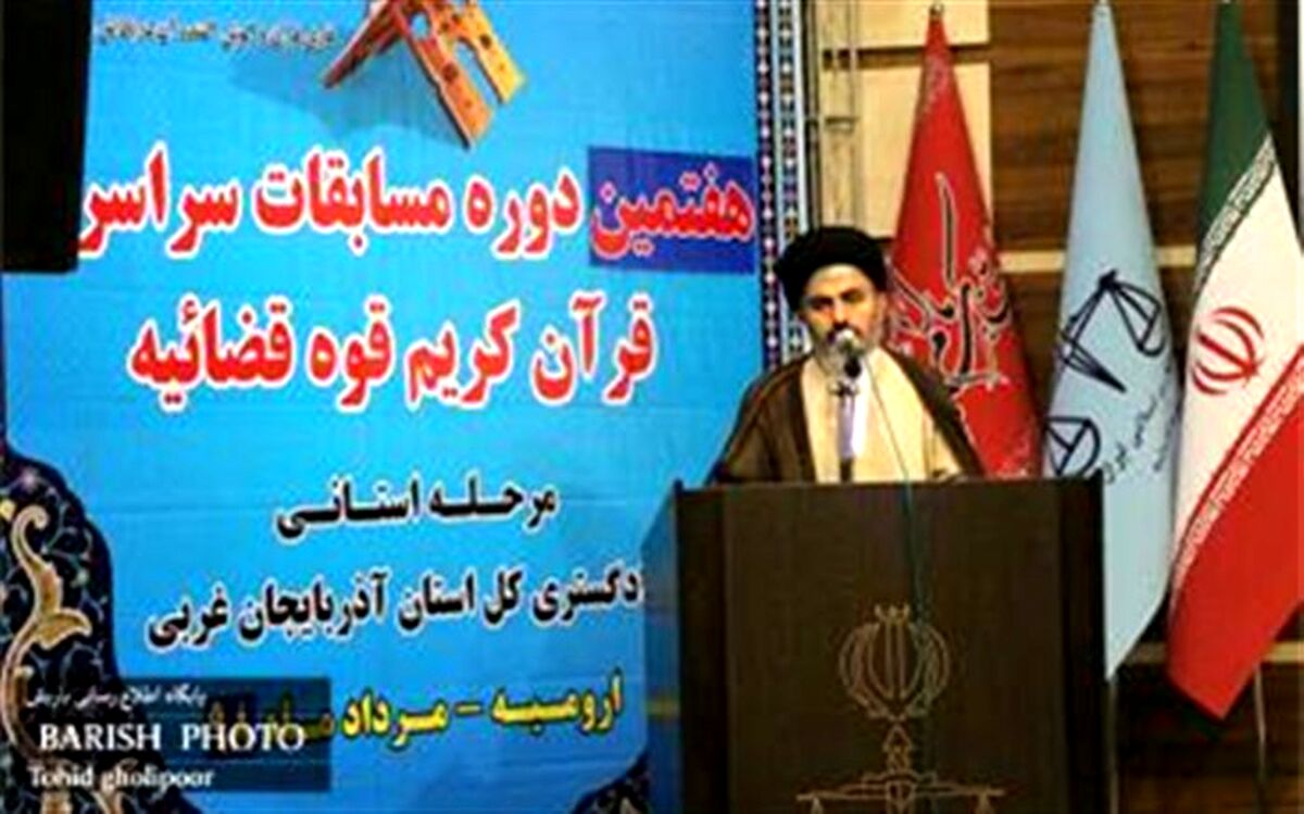 قرآن باید محور زندگی انسان باشد