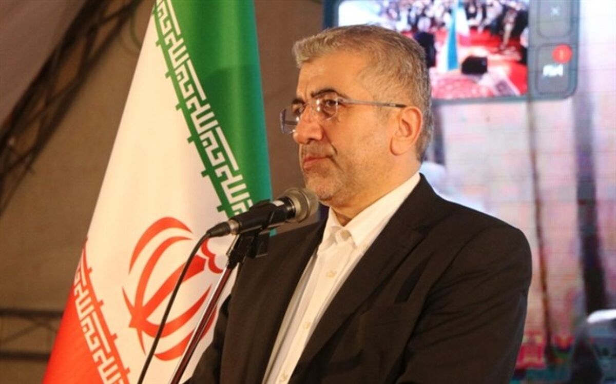 وزیر نیرو: 13 نیروگاه جدید تا پایان امسال به بهره برداری می‌رسد