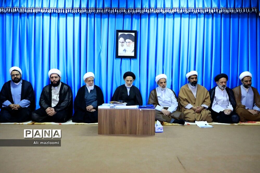 دیدار اعضای شورای هماهنگی تبلیغات اسلامی خراسان جنوبی با حجت الاسلام و المسلمین عبادی