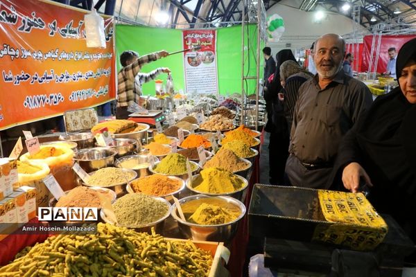 آئین افتتاح نمایشگاه جهزیه و ازدواج در ارومیه