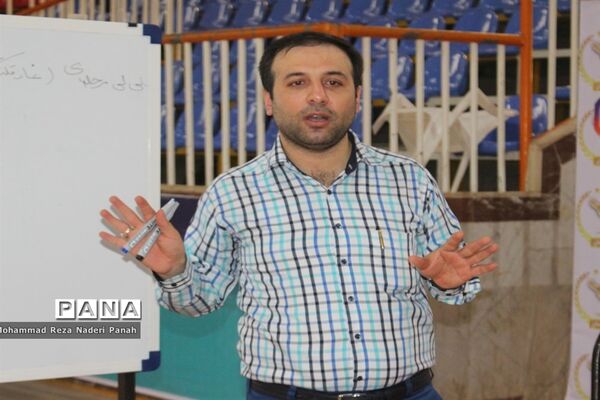کلاس‌های داوری بازی‌های بومی محلی استان بوشهر